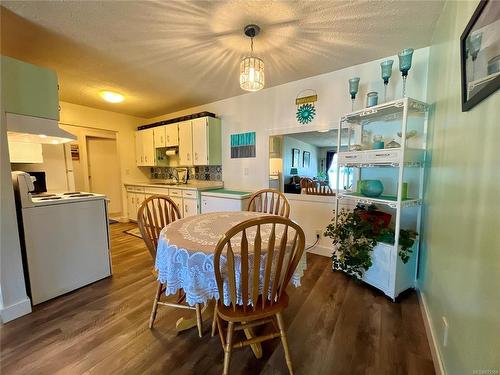 110-801 Marine Dr, Port Alice, BC - Indoor Photo Showing Dining Room