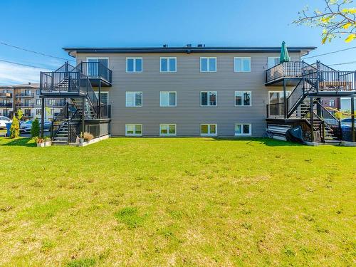 Cour - 132 Rue Marie-Victoire-Dumouchel, Otterburn Park, QC - Outdoor