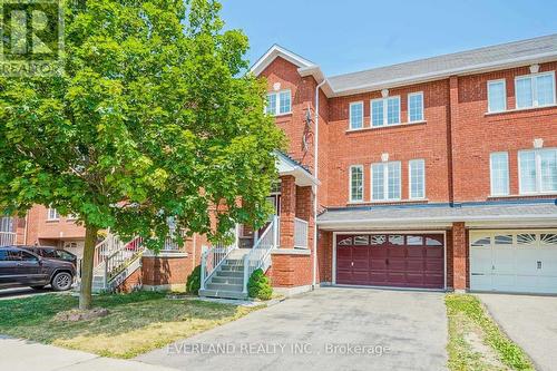 221 Knapton Drive, Newmarket, ON - Outdoor