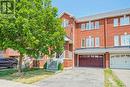 221 Knapton Drive, Newmarket, ON  - Outdoor 