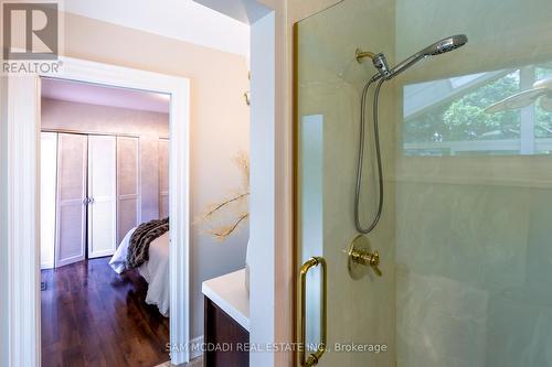 1130 Falgarwood Drive, Oakville (Iroquois Ridge South), ON - Indoor Photo Showing Bathroom