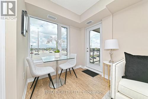 302 - 716 Main Street E, Milton, ON - Indoor Photo Showing Dining Room