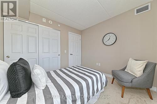 302 - 716 Main Street E, Milton, ON - Indoor Photo Showing Bedroom