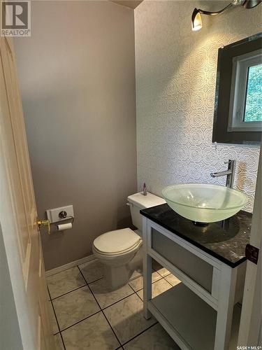 907 Corrigan Street, Lampman, SK - Indoor Photo Showing Bathroom