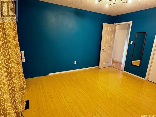 907 Corrigan Street, Lampman, SK - Indoor Photo Showing Other Room