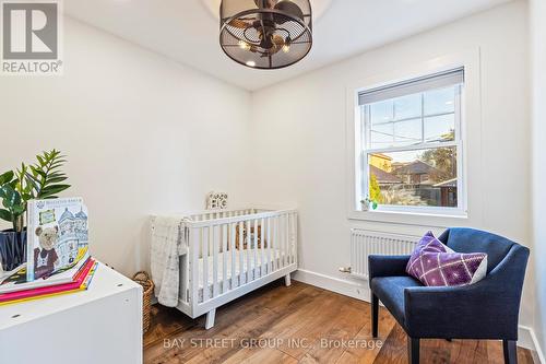 111 Frankdale Avenue E, Toronto (Danforth Village-East York), ON - Indoor Photo Showing Bedroom