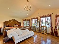 Master bedroom - 