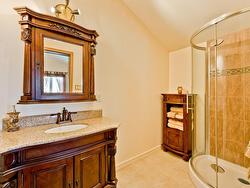 Ensuite bathroom - 