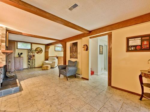 Family room - 653 Ch. Maurais, Coaticook, QC - Indoor Photo Showing Other Room