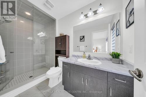 16 Boothill Drive, Brampton, ON - Indoor Photo Showing Bathroom