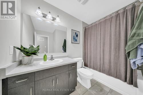 16 Boothill Drive, Brampton, ON - Indoor Photo Showing Bathroom