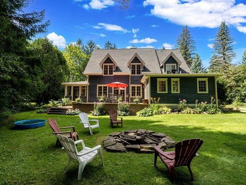 Back facade - 79 Rue Brisbane, Hudson, QC - Outdoor With Deck Patio Veranda