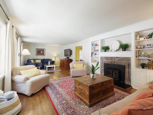 Salon - 79 Rue Brisbane, Hudson, QC - Indoor Photo Showing Living Room With Fireplace