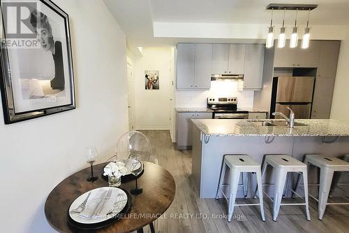 1 - 240 Lagerfeld Drive, Brampton (Northwest Brampton), ON - Indoor Photo Showing Kitchen With Double Sink With Upgraded Kitchen