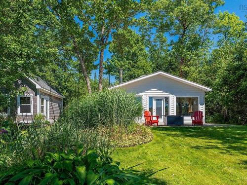 216 Lakeshore Road, Shortts Lake, NS 