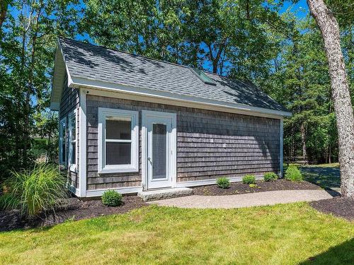 216 Lakeshore Road, Shortts Lake, NS 