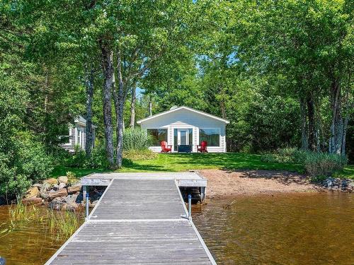 216 Lakeshore Road, Shortts Lake, NS 