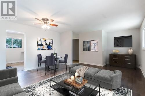 16 Larkfield Road, Brampton, ON - Indoor Photo Showing Living Room