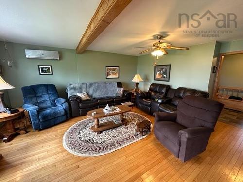 9306 Pepperell Street, St. Peter'S, NS 