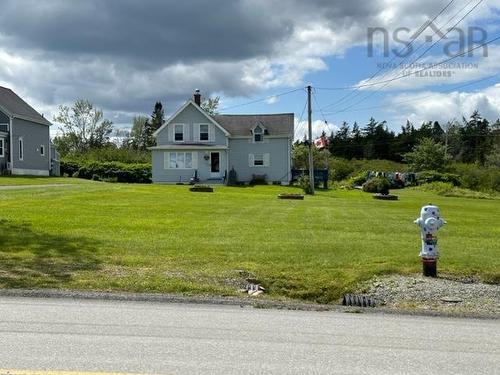 9306 Pepperell Street, St. Peter'S, NS 