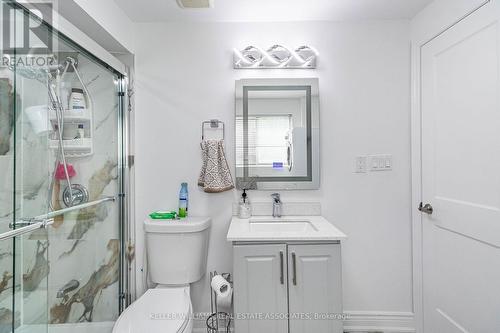 25 Boustead Avenue, Toronto (High Park-Swansea), ON - Indoor Photo Showing Bathroom