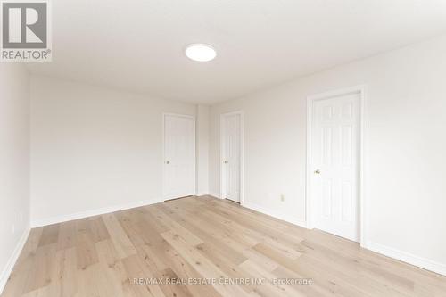 5823 Tenth Line W, Mississauga (Churchill Meadows), ON - Indoor Photo Showing Other Room