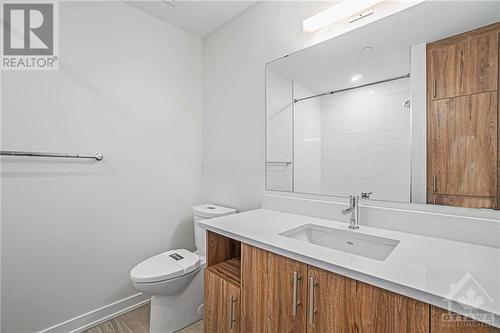 570 De Mazenod Avenue Unit#611, Ottawa, ON - Indoor Photo Showing Bathroom