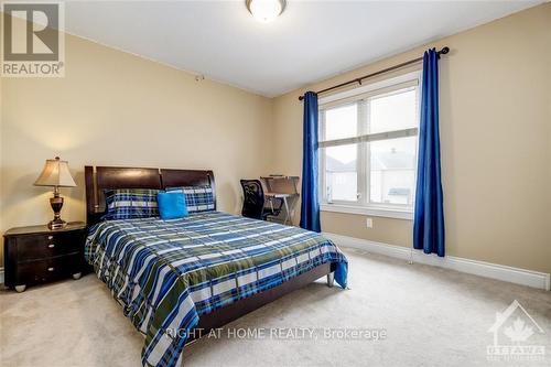 717 Lakebreeze Circle, Ottawa, ON - Indoor Photo Showing Bedroom