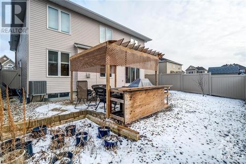 717 Lakebreeze Circle, Ottawa, ON - Outdoor With Deck Patio Veranda With Exterior