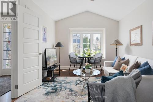 16 - 310 Ridge Road S, Fort Erie, ON - Indoor Photo Showing Living Room