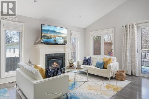 16 - 310 Ridge Road S, Fort Erie, ON - Indoor Photo Showing Living Room With Fireplace