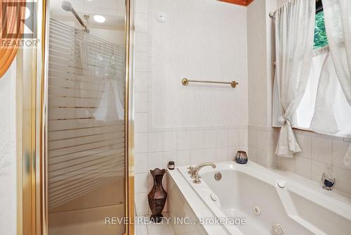 2 Mountainview Road, Mulmur, ON - Indoor Photo Showing Bathroom