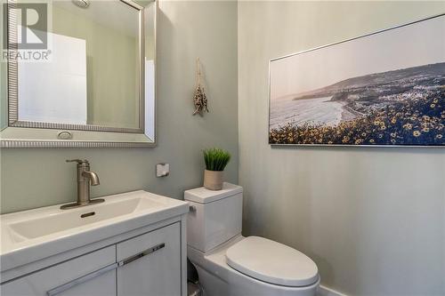 1693 Melanson, Dieppe, NB - Indoor Photo Showing Bathroom