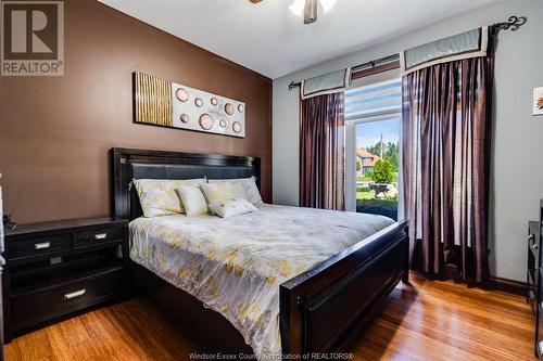 1821 Talbot Road, Kingsville, ON - Indoor Photo Showing Bedroom