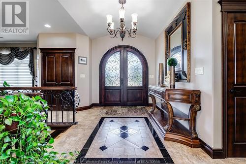 1821 Talbot Road, Kingsville, ON - Indoor Photo Showing Other Room