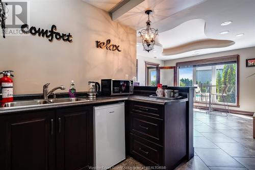 1821 Talbot Road, Kingsville, ON - Indoor Photo Showing Kitchen With Double Sink