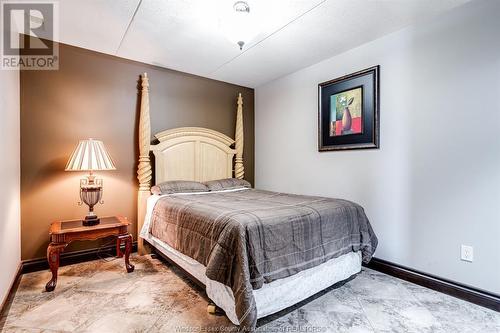 1821 Talbot Road, Kingsville, ON - Indoor Photo Showing Bedroom