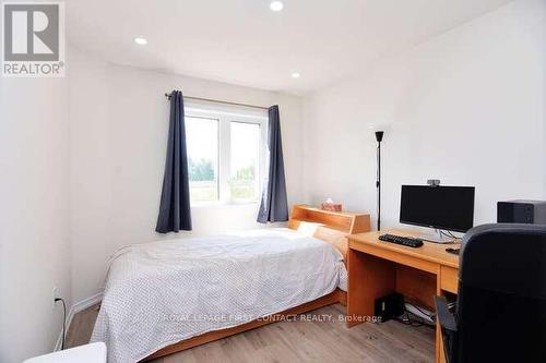 244 Esther Crescent, Thorold, ON - Indoor Photo Showing Bedroom