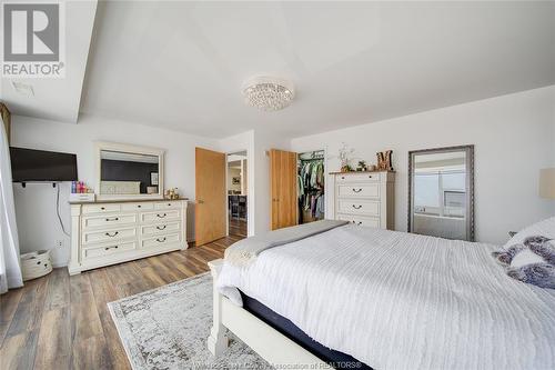 2175 Wyandotte Street East Unit# 213, Windsor, ON - Indoor Photo Showing Bedroom