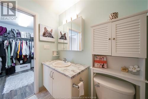 2175 Wyandotte Street East Unit# 213, Windsor, ON - Indoor Photo Showing Bathroom