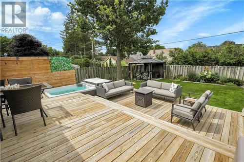 384 Mcnab Avenue, Renfrew, ON - Outdoor With Deck Patio Veranda