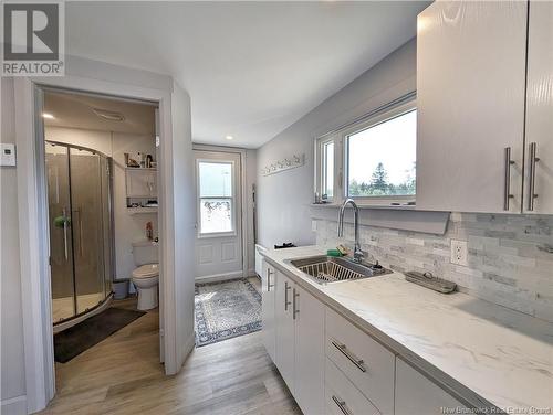 43 Leger, Caraquet, NB - Indoor Photo Showing Kitchen