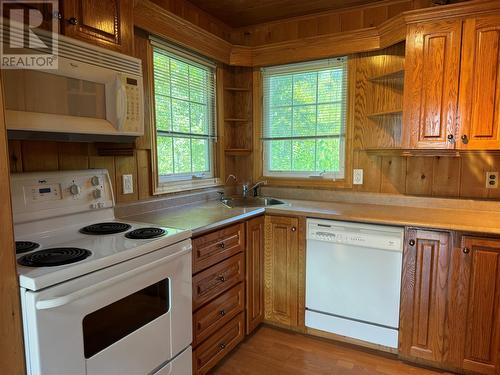 111 Sandy Point Road, Norris Arm, NL - Indoor Photo Showing Kitchen