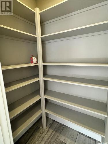 3613 Parliament Avenue, Regina, SK - Indoor With Storage