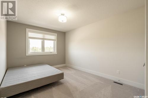 3613 Parliament Avenue, Regina, SK - Indoor Photo Showing Bedroom