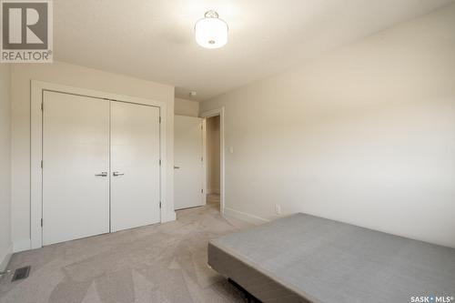 3613 Parliament Avenue, Regina, SK - Indoor