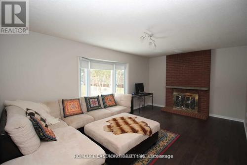 16 Briarwood Road, Markham (Unionville), ON - Indoor Photo Showing Living Room With Fireplace