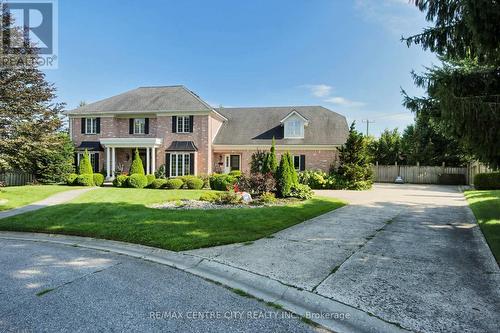 11 Woodland Drive, Middlesex Centre (Kilworth), ON - Outdoor With Facade