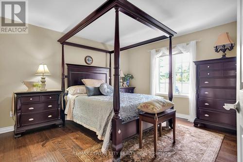 11 Woodland Drive, Middlesex Centre (Kilworth), ON - Indoor Photo Showing Bedroom