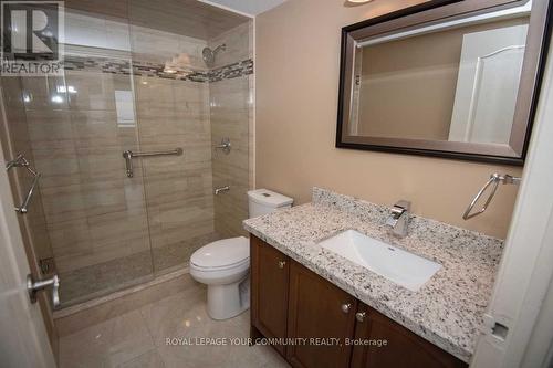 1501 - 8111 Yonge Street, Markham (Royal Orchard), ON - Indoor Photo Showing Bathroom